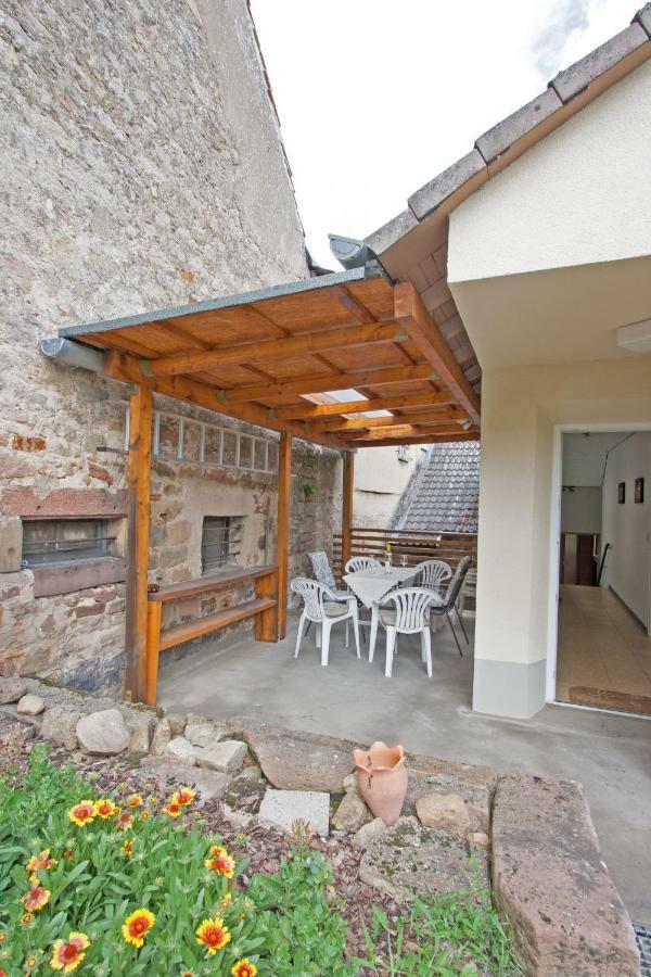 Ferienwohnungen Anneliese Neustadt an der Weinstrasse Luaran gambar